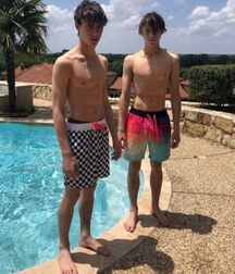 Boys in jeans cute public outside 62b1d756a6ef2.jpg
