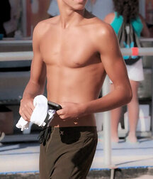 EMO Twinks California Boys Tube Non-Nude 62b1d7bb3a022.jpg