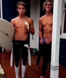 EMO Twinks California Boys Tube Non-Nude 62b1d83023603.jpg