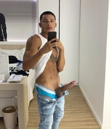 Blacks and Latinos Gay Porn 6111cef510695.jpg