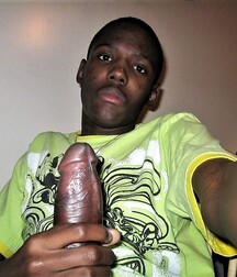 A Little Bit of Everything Black Gay Porn 61b0260b79455.jpg