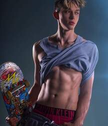Omg omg hottie twink tube light 62414b9dded7a.jpg