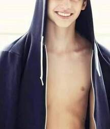 Omg omg hottie twink tube light 62414bc481151.jpg
