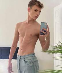 Joop May Hottie Homemade Selfies Gay Porn Boys 6261fdc1a9878.jpg