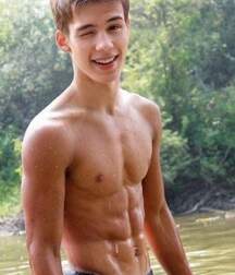 Joop May Hottie Homemade Selfies Gay Porn Boys 6261fdcdf2a2c.jpg