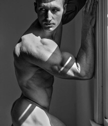 Male Model - Dmitry Averyanov Twink Tube 611dd64796e1b.jpg