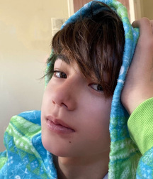 Cute boy faces no porn 6120cae022374.jpg