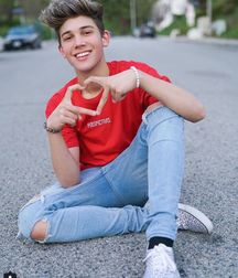 singer grant knoche 5b36b7b1092e5.jpg