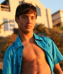 boy-idols 5b3faa6a9a72c.jpg