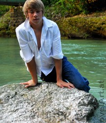 russian gymnast 5b493793cd1fc.jpg