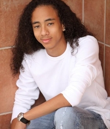 long haired boys 5b9179345b393.jpg