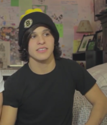 singer ryan falcoa 5baa5d5e9af51.png