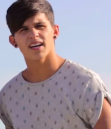 singer ryan falcoa 5baa5d6fb5840.png