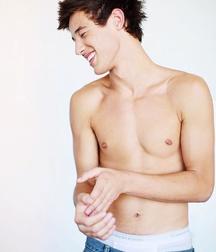 cameron dallas 5bb24cbea835d.jpg