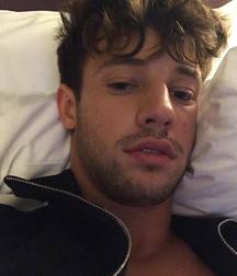 cameron dallas 5bb24cd1c66c3.jpg