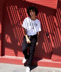 model luka sabbat 5bbf83830365f.jpg