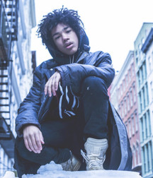 model luka sabbat 5bbf8386302cc.jpg