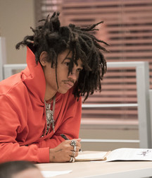 model luka sabbat 5bbf838b9c9d3.jpg