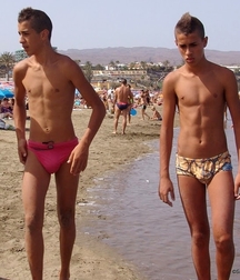 speedo boyzz 5d86e9a8c53b0.jpg