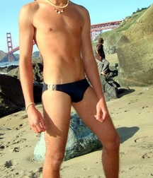 speedo boyzz 5d86e9d0581f3.jpg