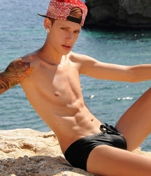 speedo boyzz 5d86e9e928ab3.jpg