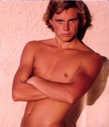 actor chris atkins 5daea55a37c99.jpg