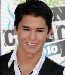 boo boo stewart 5dbc965b56644.jpg