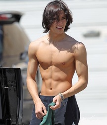 boo boo stewart 5dbc966a1231e.jpg