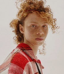 red haired model 5dbdbc3765333.jpg