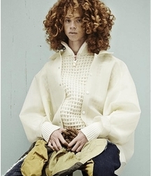 red haired model 5dbdbc3a4b434.jpg
