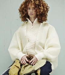 red haired model 5dbdbc443eb63.jpg