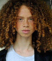red haired model 5dbdbc4f52ec5.jpg