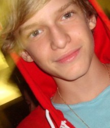 cody simpson 5dc39439ac735.jpg