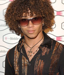 corbin bleu 5dc50554a7bfe.jpg
