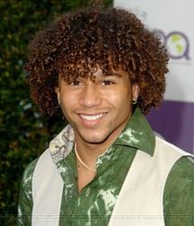 corbin bleu 5dc5055b2e1c9.jpg