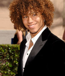 corbin bleu 5dc5056e72f23.jpg