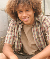 corbin bleu 5dc5058287813.jpg