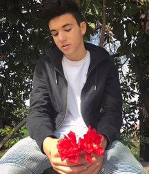 daniel skye 5dc779731aab5.jpg