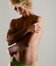 modelteenz-bob 5dc9f50233ecc.jpg