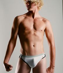 modelteenz-bob 5dc9f509d1fcb.jpg