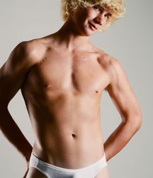modelteenz-bob 5dc9f51c105f9.jpg