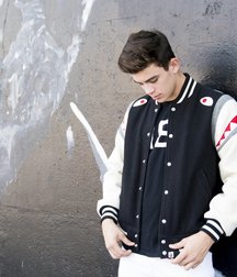 hayes grier 5dd1be3cd47a9.jpg