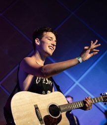 jacob whitesides 5dd75a31451a3.jpg