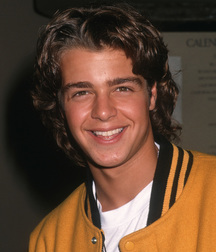joey lawrence 5dd97a89dc8be.jpg