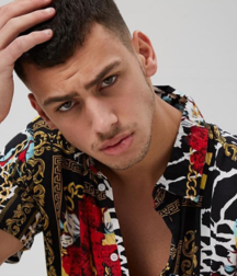 sexy model 5ddd731adbe4a.png