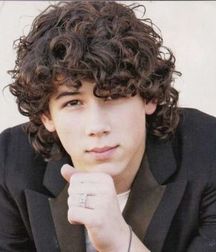 nick jonas 5dea06a6a7ac9.jpg