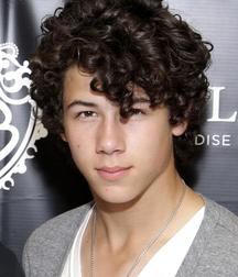 nick jonas 5dea06ae8805b.jpg