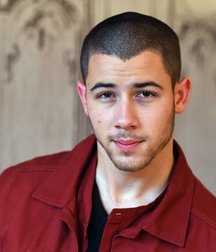 nick jonas 5dea06d6de665.jpg