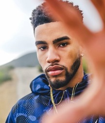 sexy male models 5df326783b621.jpg