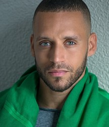 sexy male models 5df32684ad857.jpg